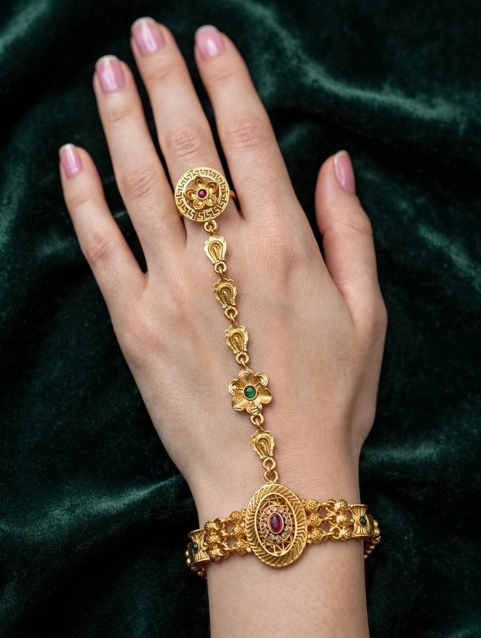 Floral Ruby Green Hathphool